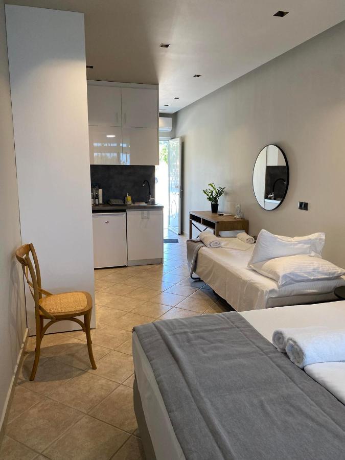 Houmas Apartments Yialos Luaran gambar